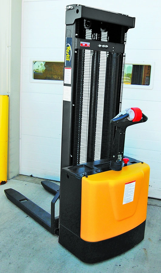 Stackers with Powered Drive and Powered Lift catalog equipment view