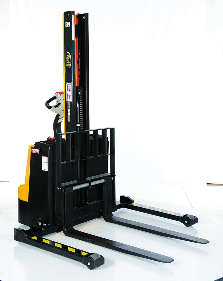 Narrow Mast Stackers with Powered Drive and Powered Lift catalog equipment view