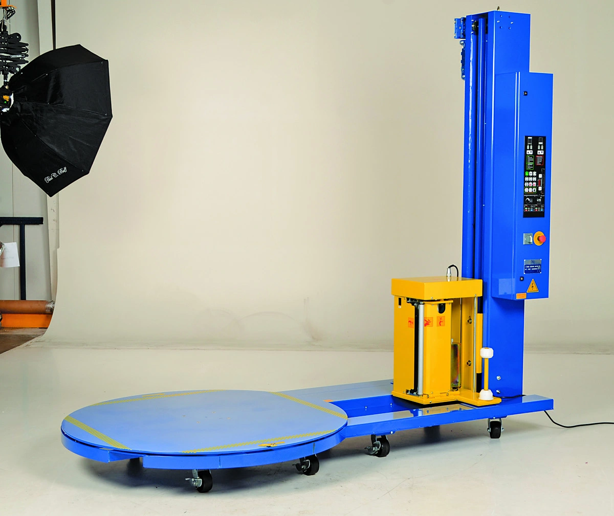 Medium Duty High Performance Auto-Wrap Stretch Wrap Machines catalog equipment view